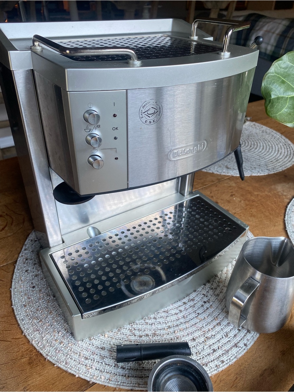 Espresso Machine - Picture 3 of 7